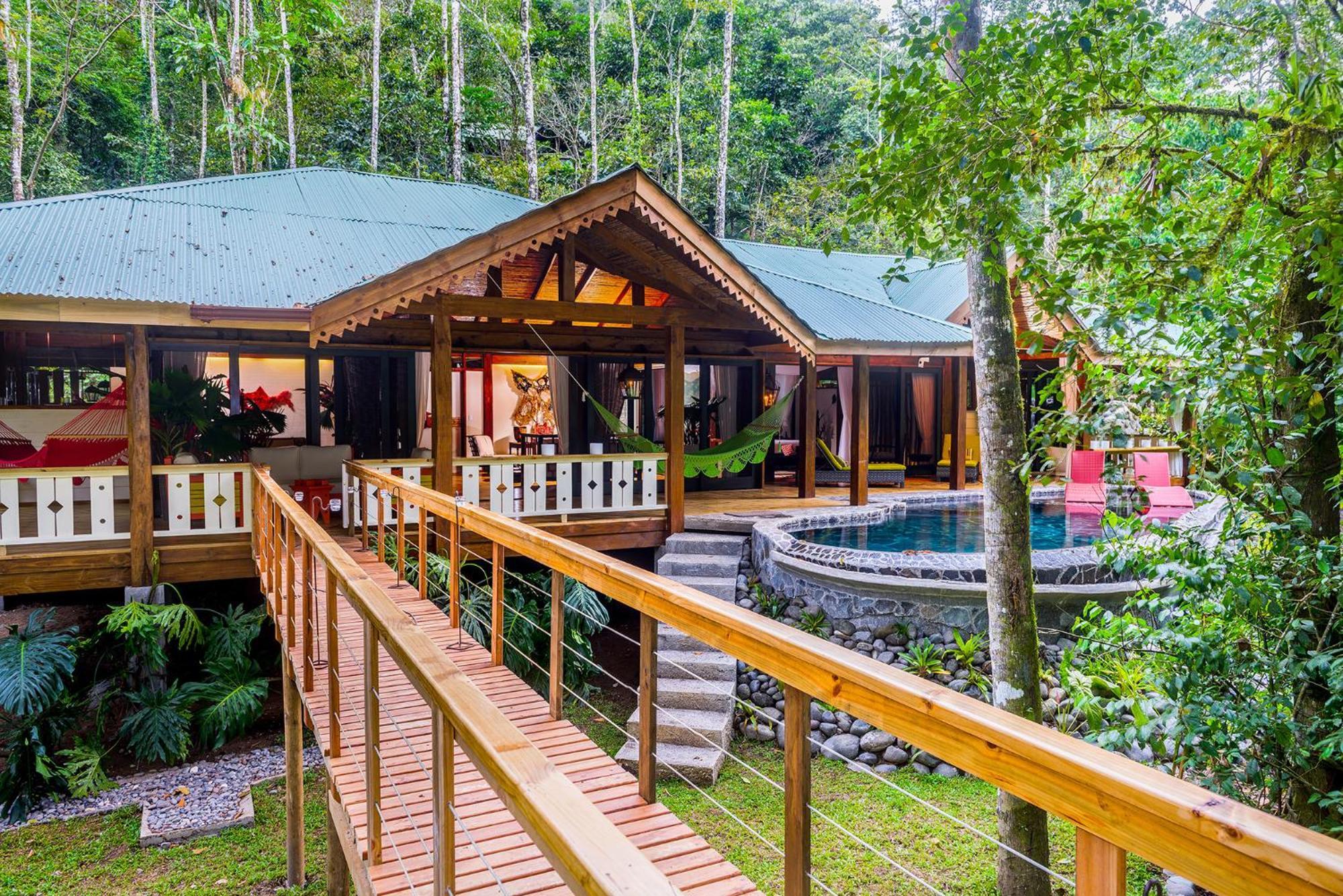 Pacuare Lodge By Boeena Limon Exterior photo