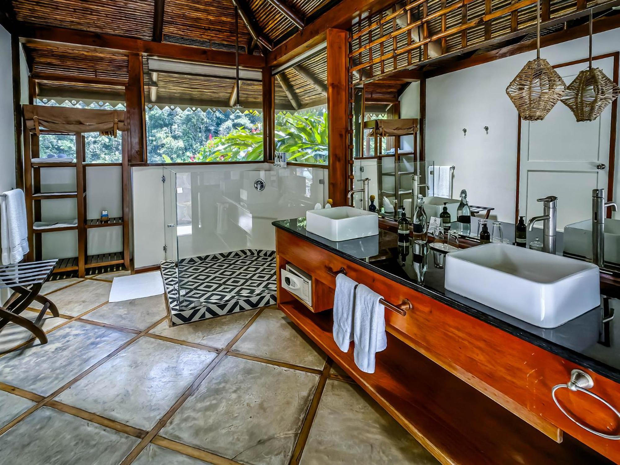Pacuare Lodge By Boeena Limon Exterior photo
